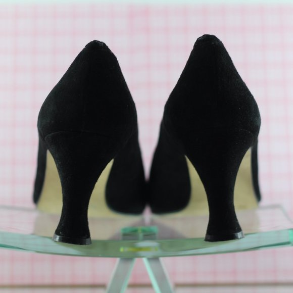 Davids Black Suede Pumps - Picture 11 of 16